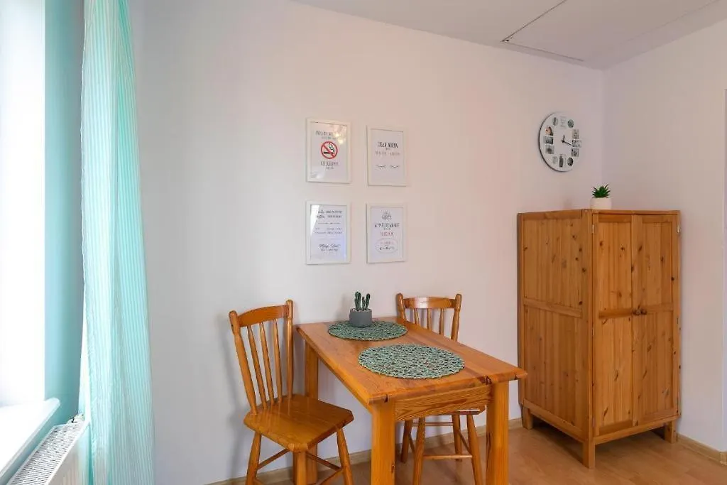 Appartamento Studio I Pokoje I Pokoje Z Lazienkami Danzica
