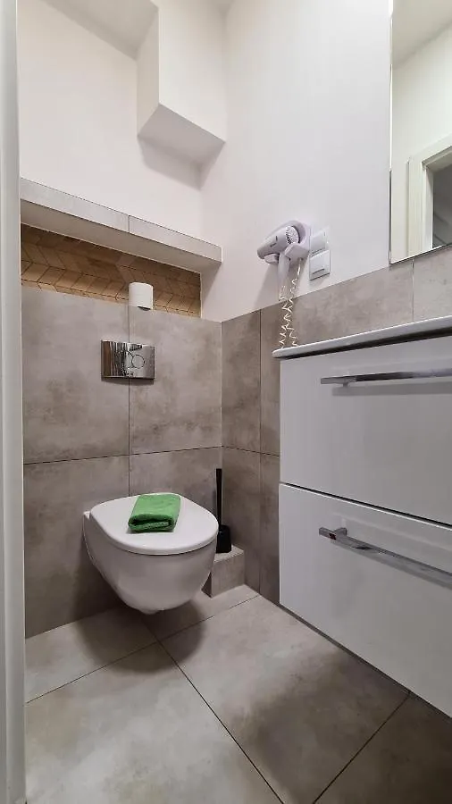 Studio I Pokoje I Pokoje Z Lazienkami Apartment Gdansk 0*,