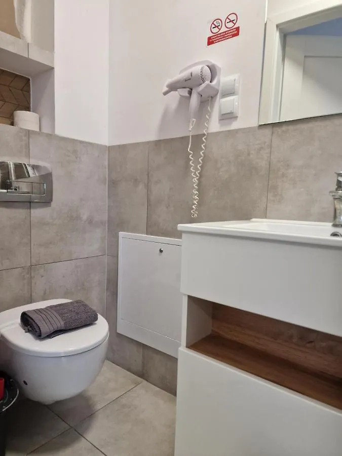 Studio I Pokoje I Pokoje Z Lazienkami Apartment Gdansk Poland
